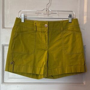 White House Black Market Green Cargo Shorts Tailored Cotton Blend EUC